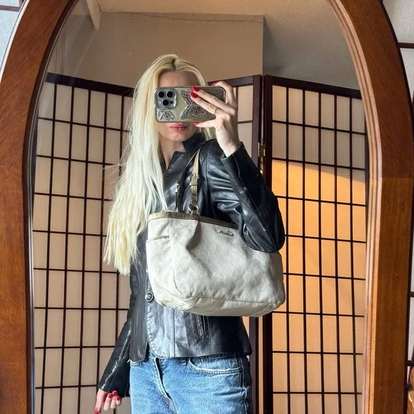 Coach Beige Signature Pattern Bag - Picture 1 of 6